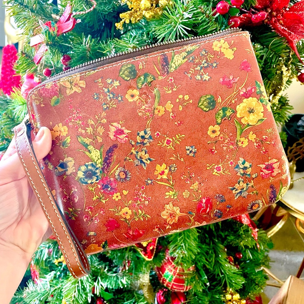 Patricia Nash Leather Floral Clutch